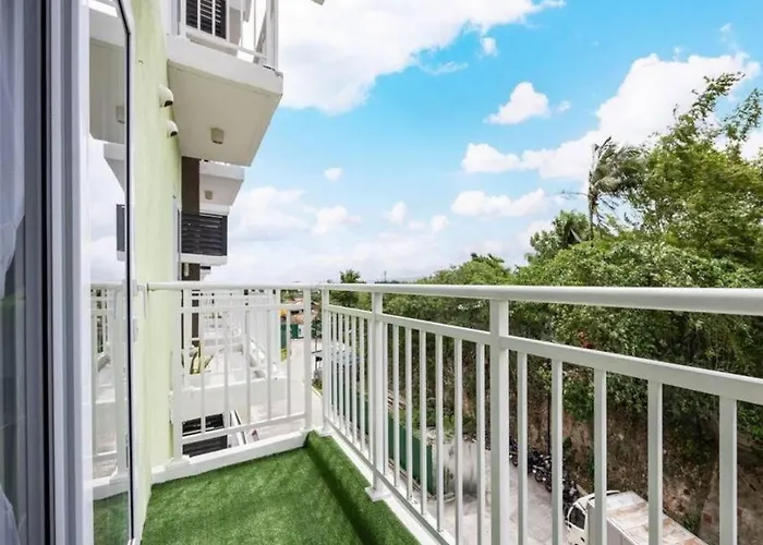 Apartment 309b Condotel Near Airport &mall,pool,gym,netflix